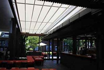 Retractable Roof Cairns